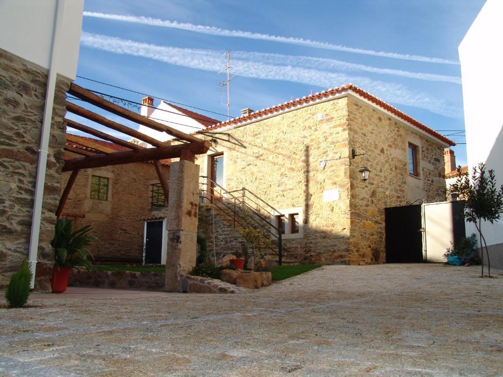 Casa Santa Catarina Hotel Penha Garcia Buitenkant foto